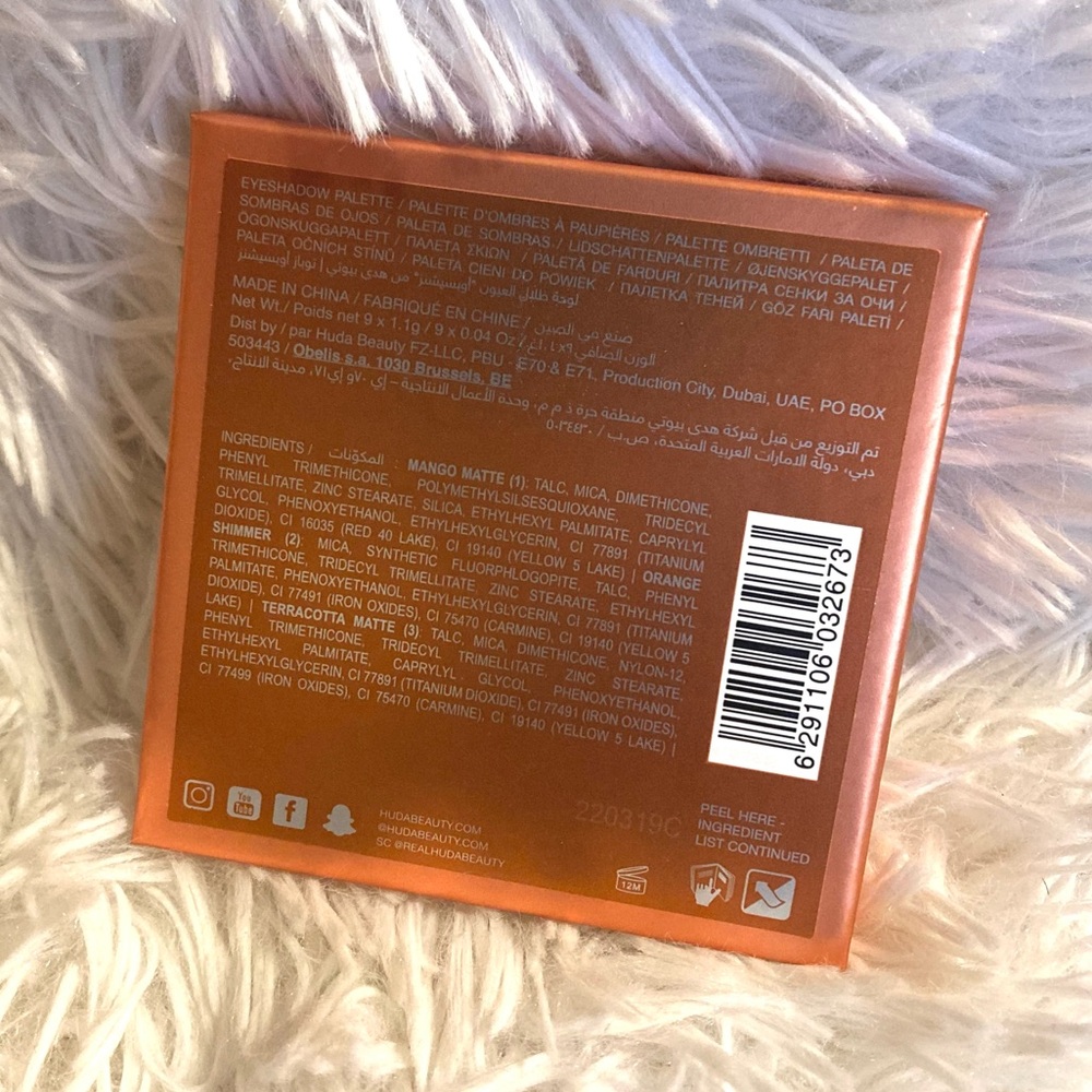 Huda Beauty - Mini Eyeshadow Palette - Picture 6 of 6